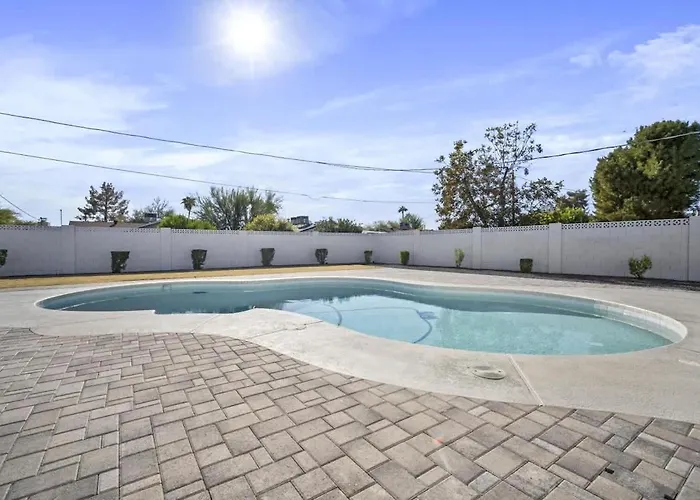 Holiday home Aether - Sparkling Pool & Games - Mins To Old Town Scottsdale